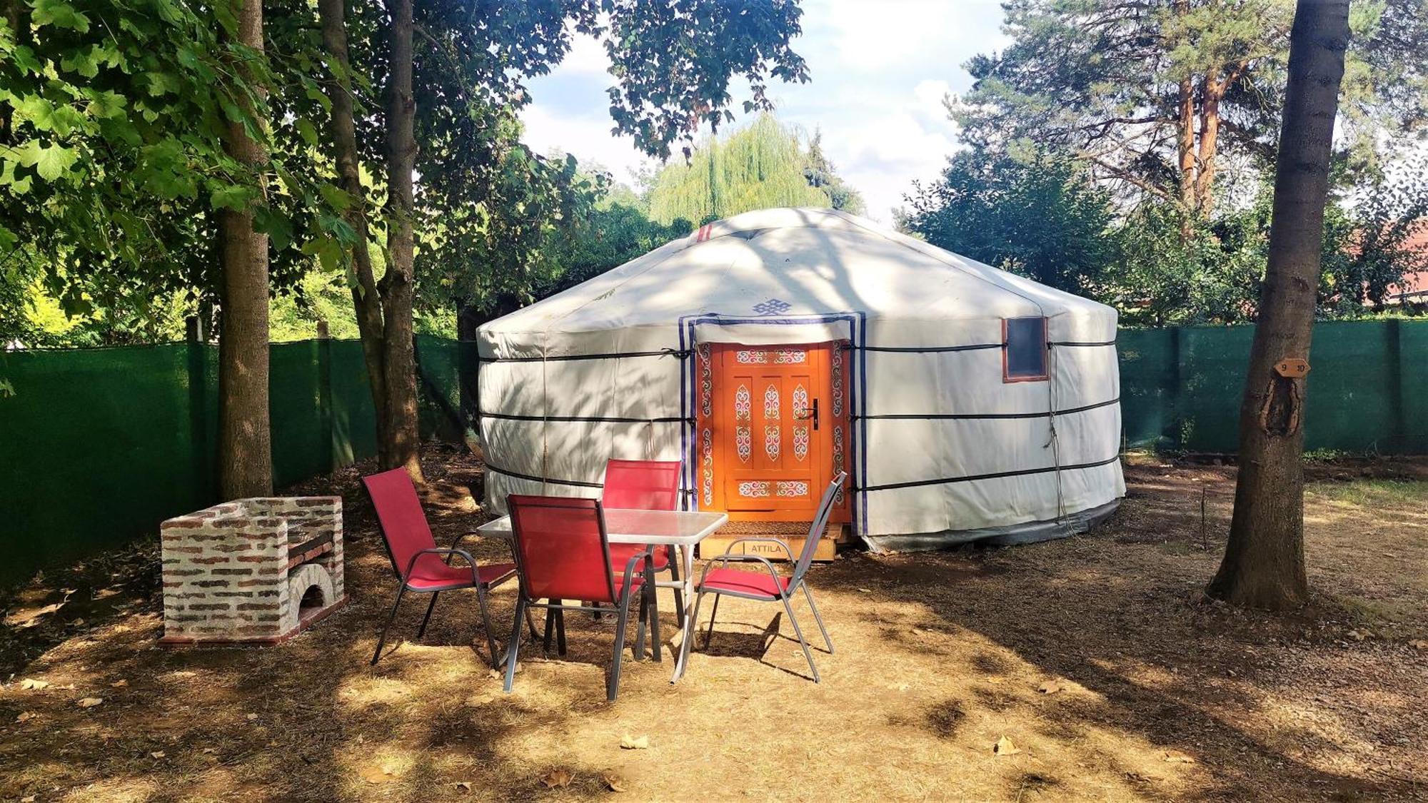 Oeko Kemping Es Glamping Tiszadada Exteriér fotografie
